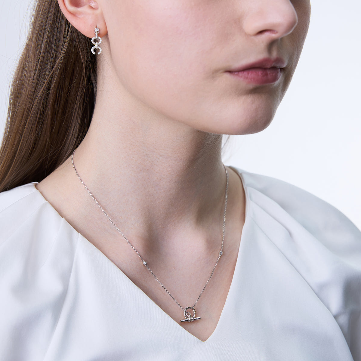 Harmony T-Bar Necklace (white gold with melee diamonds)