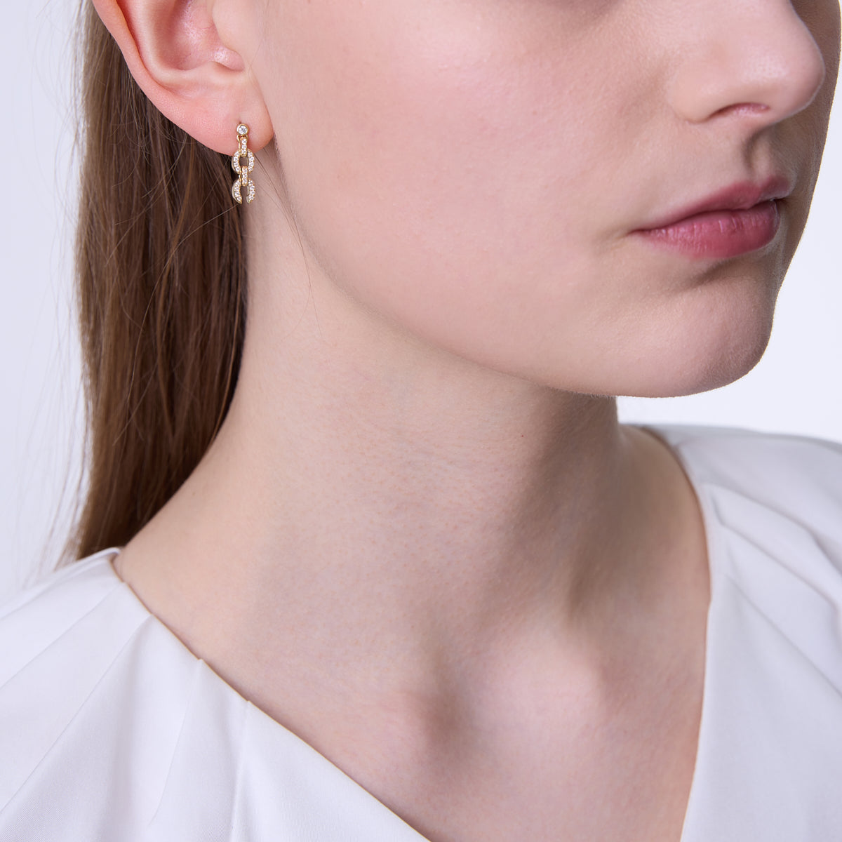 Links Small HC Logo Earring (yellow gold with melee diamonds)