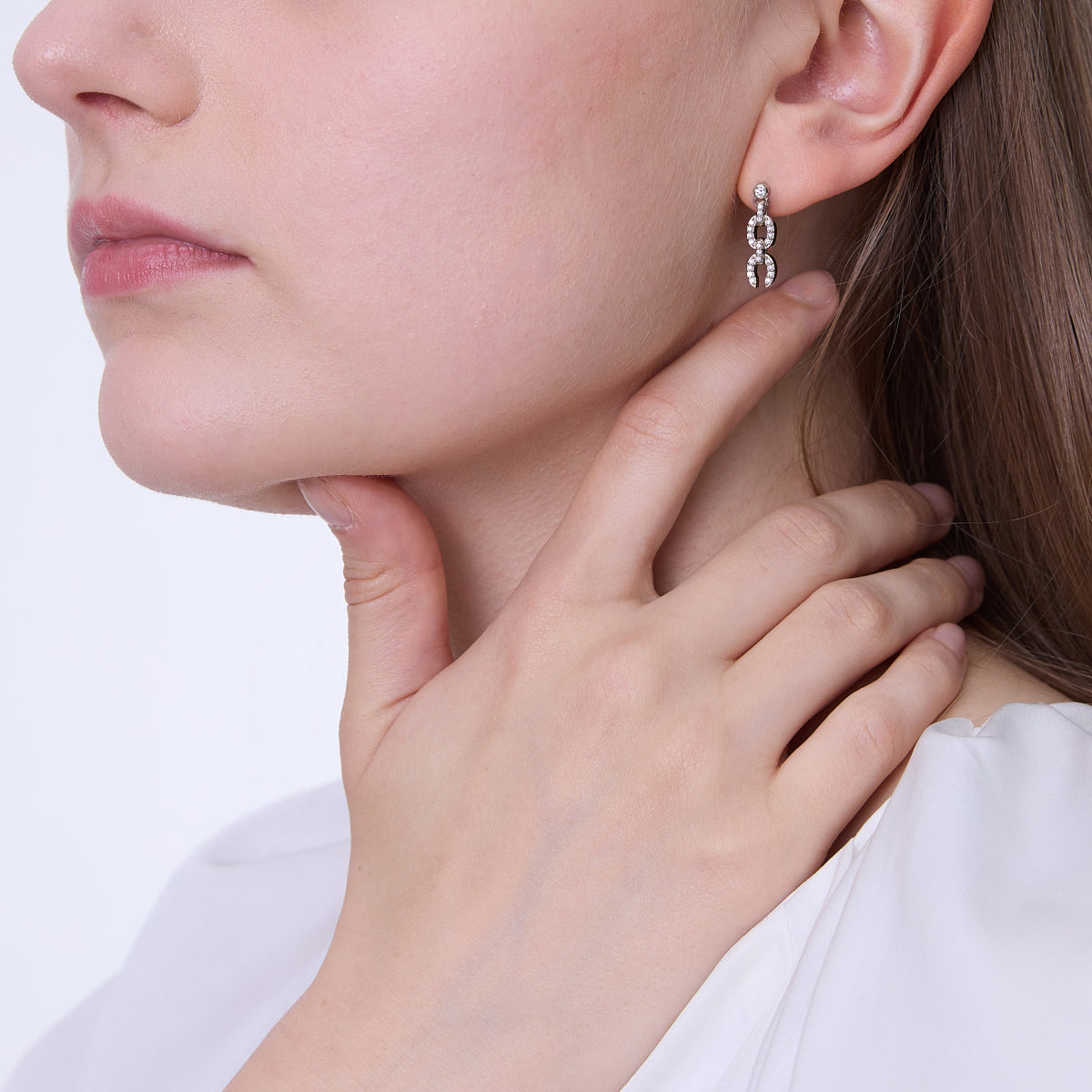 Links Small HC Logo Earring (white gold with melee diamonds)