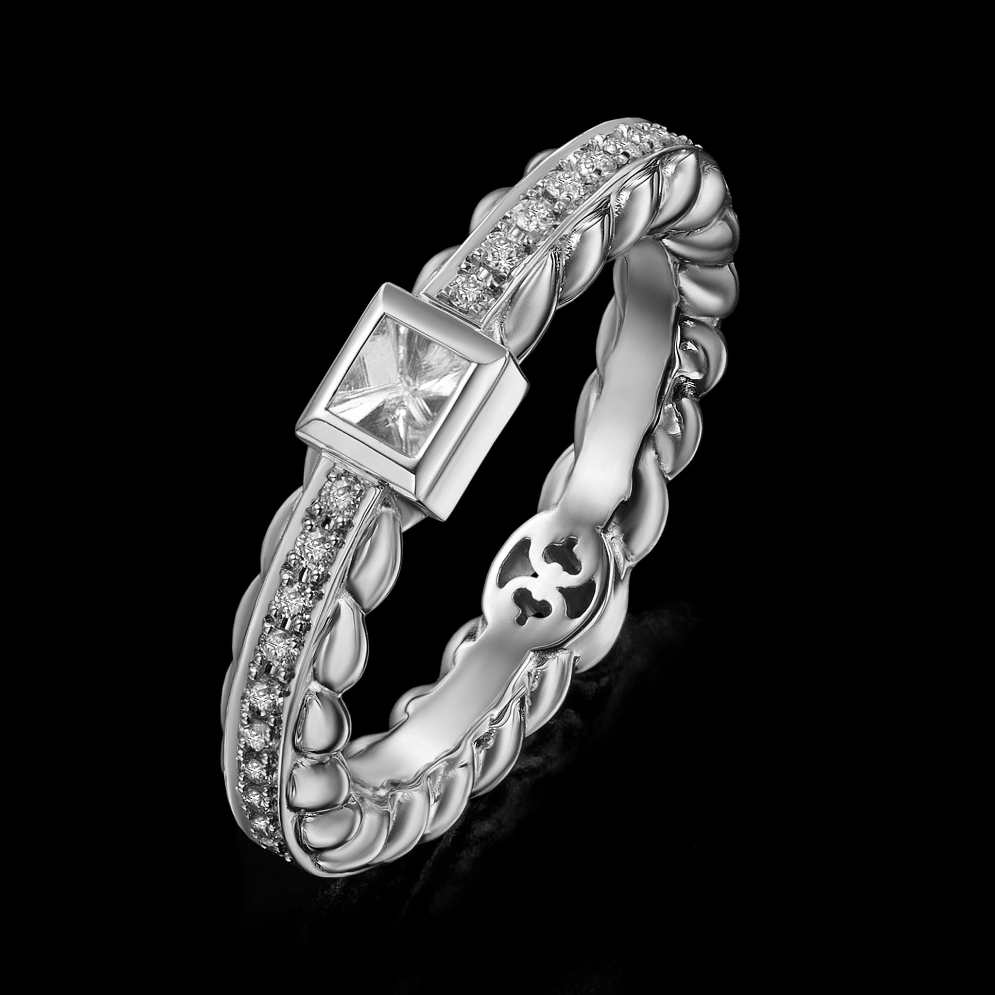 Adeve Birth Narrow Ring (white gold with diamonds)