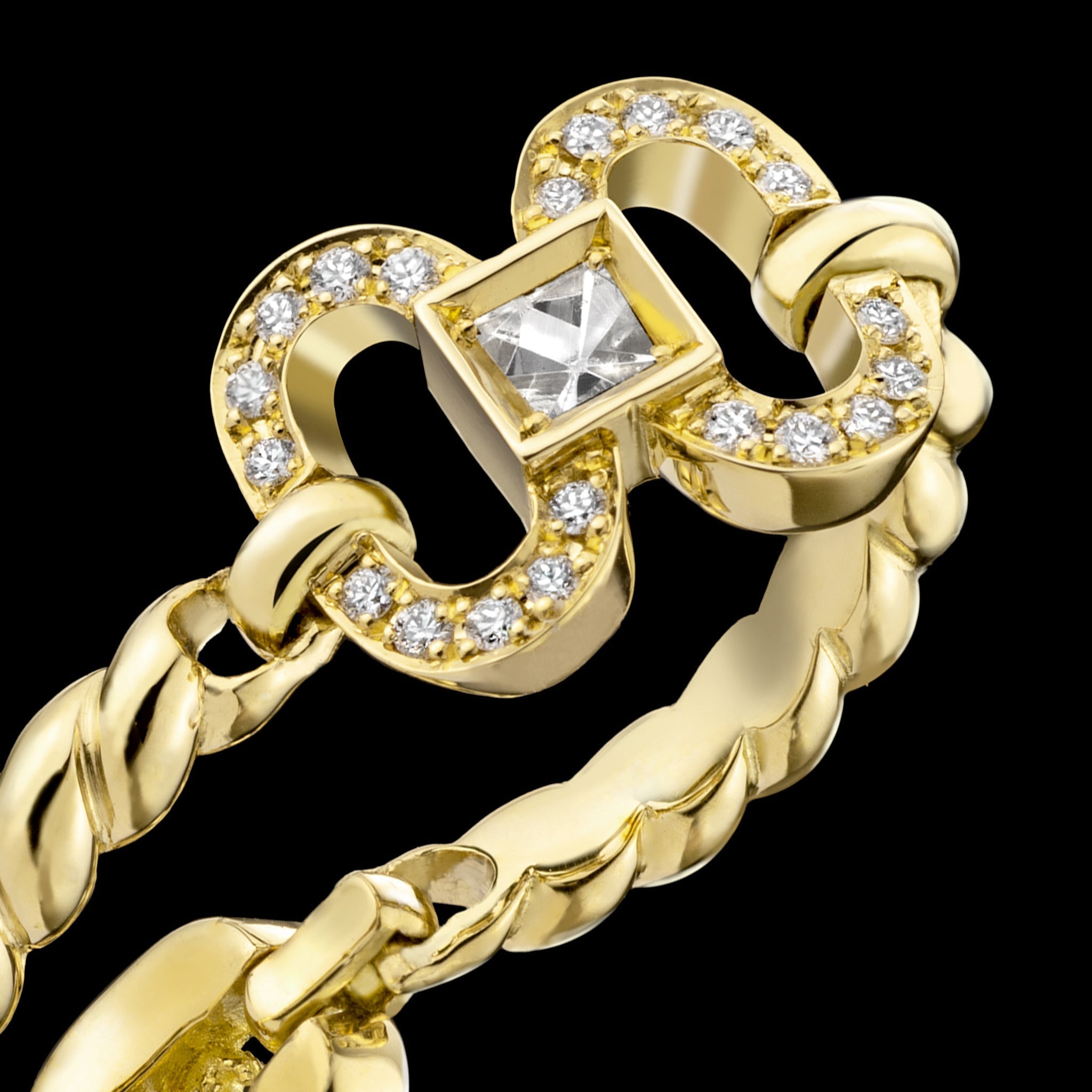 Adeve Birth Iconic Ring (yellow gold with melee diamonds)