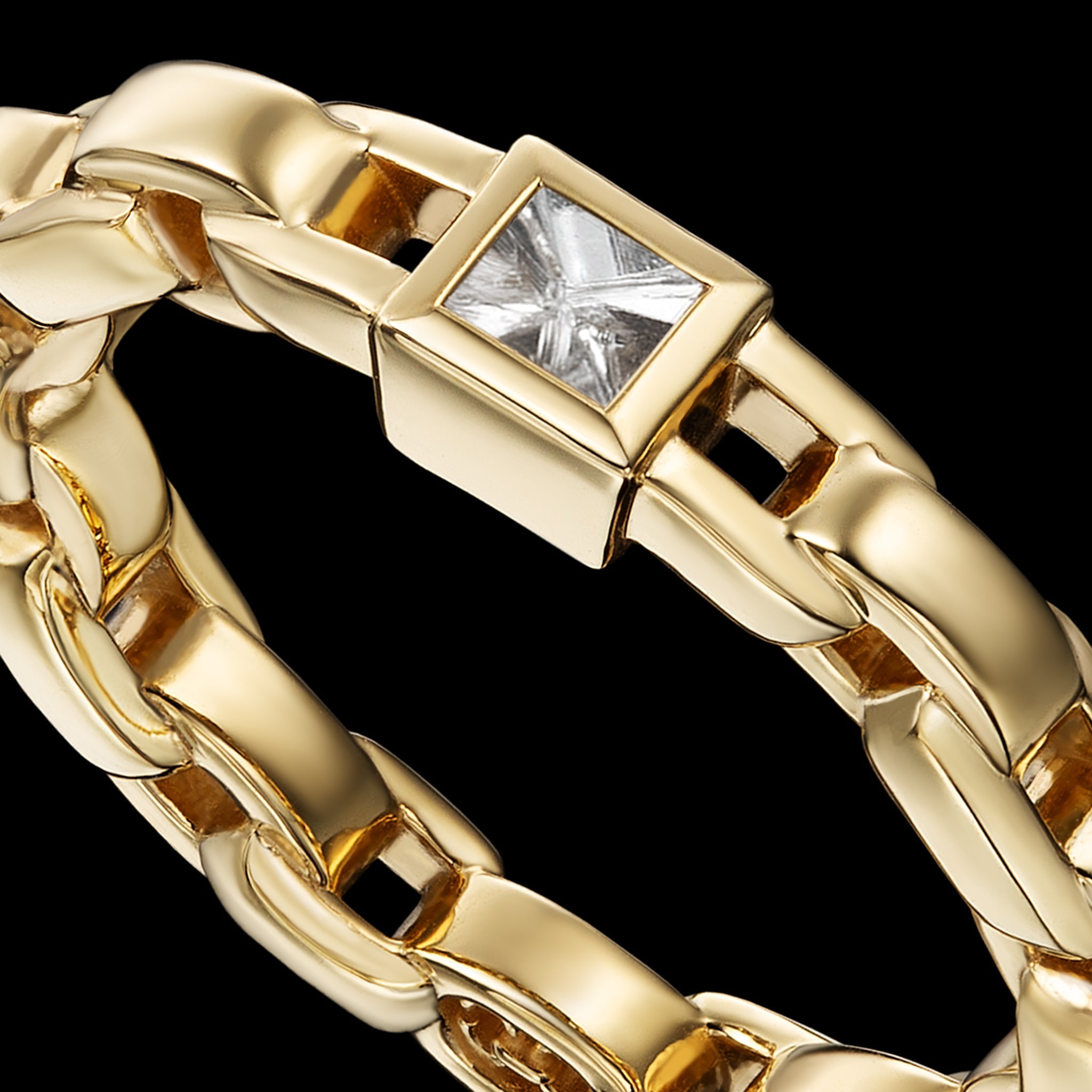 Adeve Links Three Sided Ring (yellow gold)