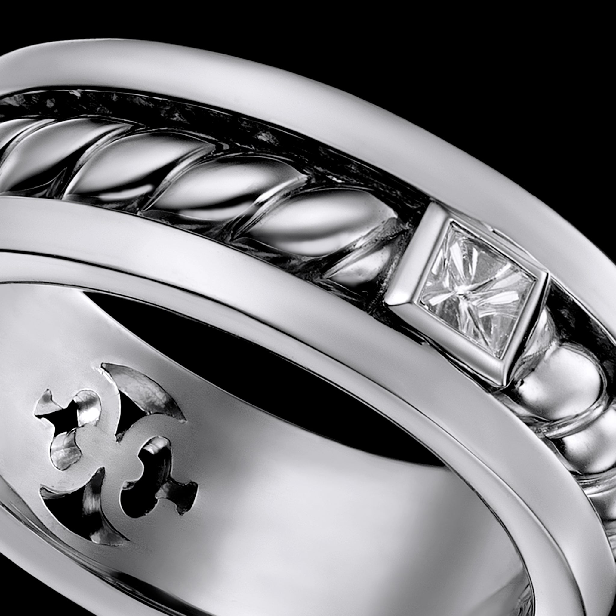 Adeve Birth Eternal Ring (white gold)