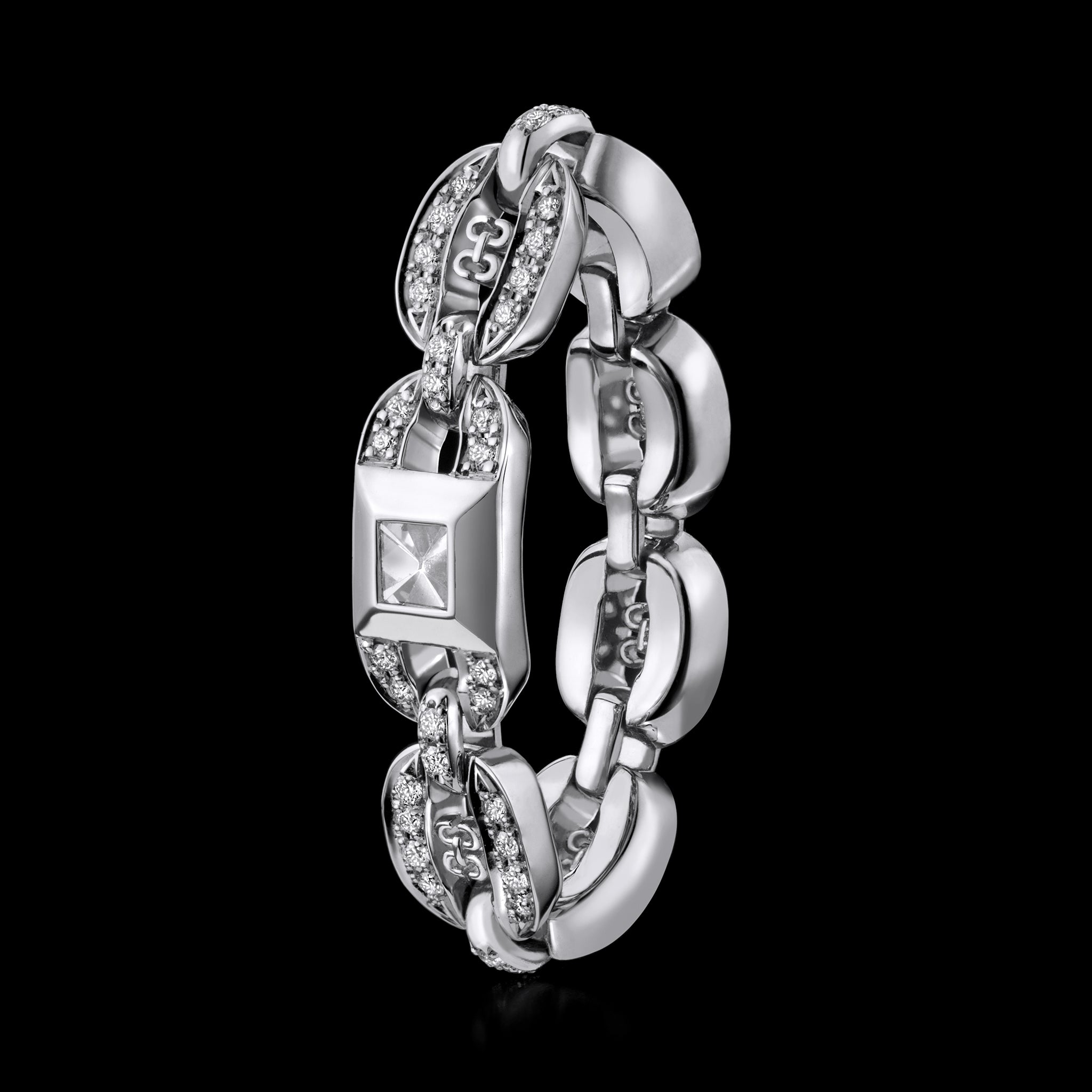 Adeve Links Chain Ring (white gold with melee diamonds)