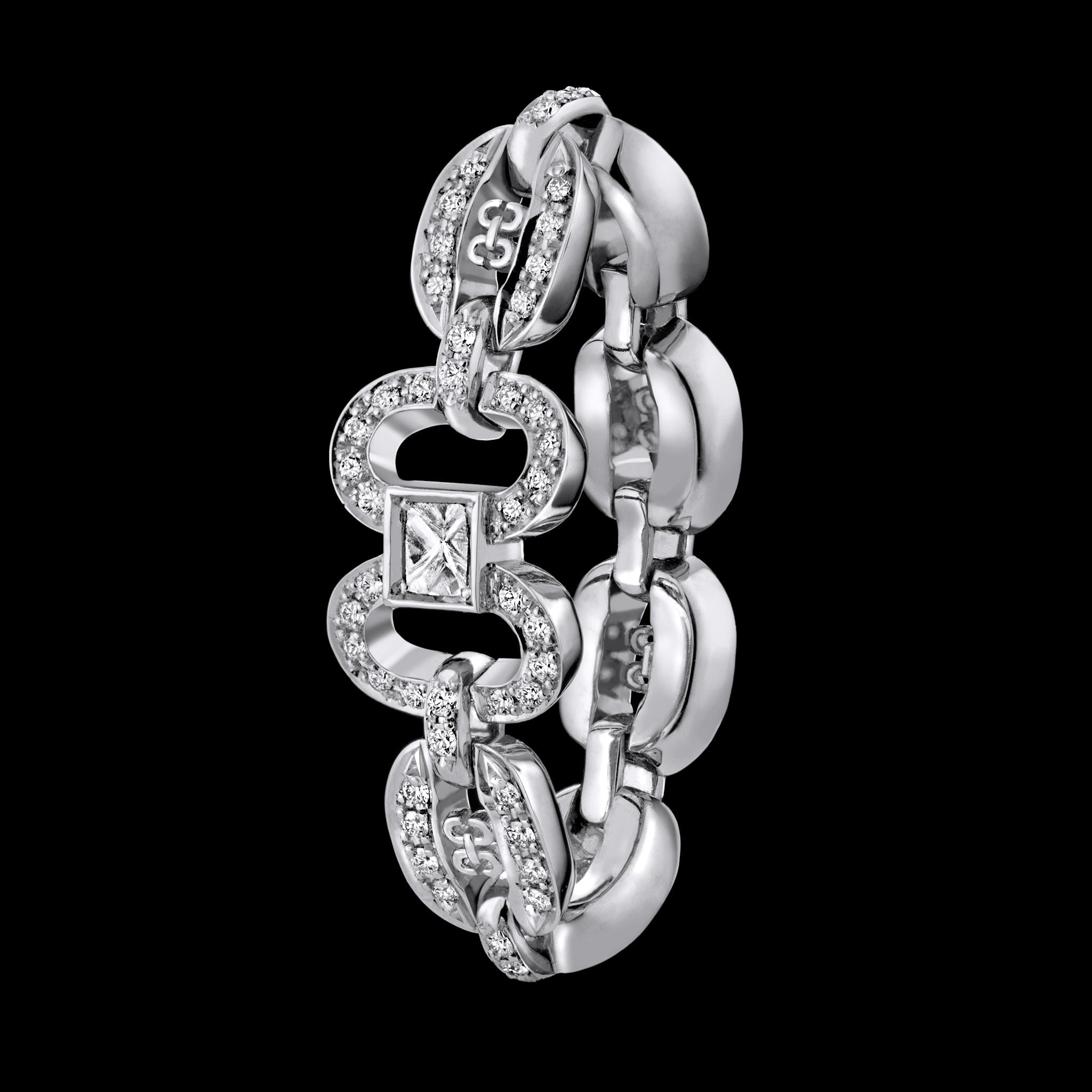 Adeve Links Iconic Ring (white gold with melee diamonds)